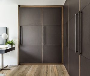 Lacquer glass shutters Manufacturers