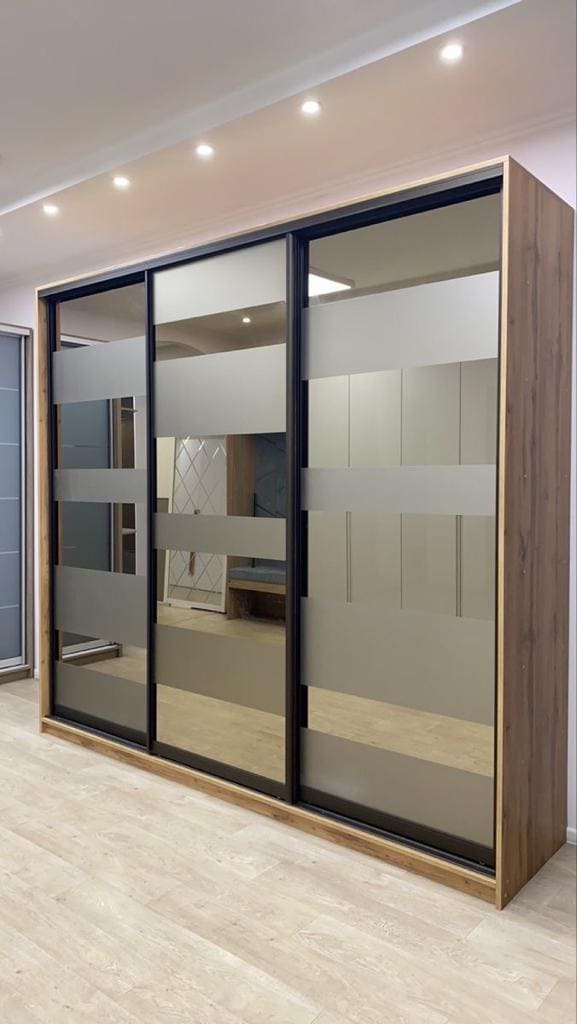 Wardrobes Dealers & Manufactures In New Delhi