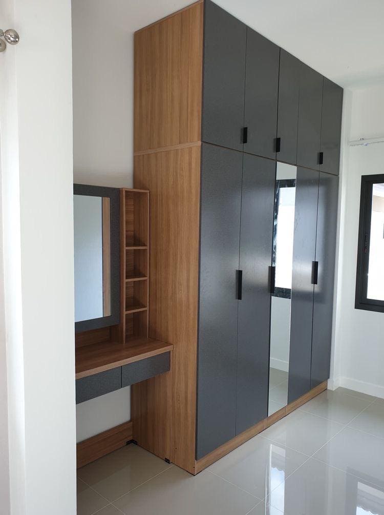 Wardrobes Dealers & Manufactures in New Delhi