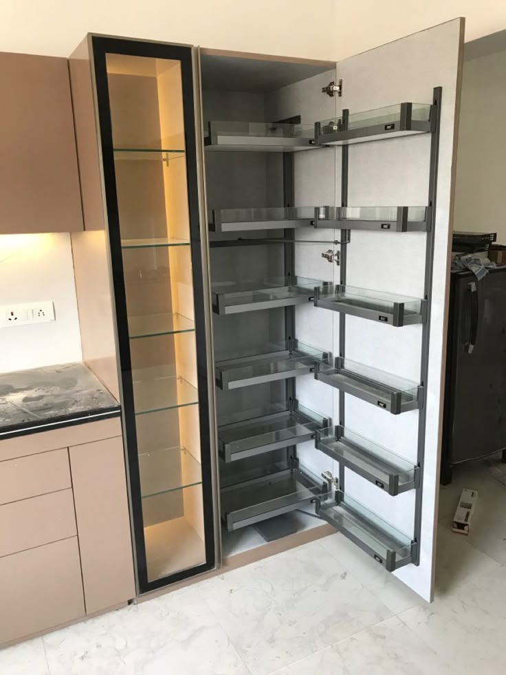 Pantry unit