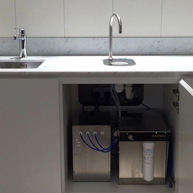 Quatreau Smart Tap Compact Counter tap System