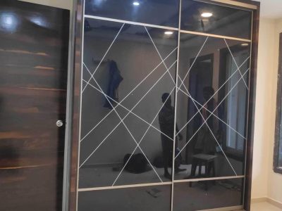 Largest Wardrobe Dealers